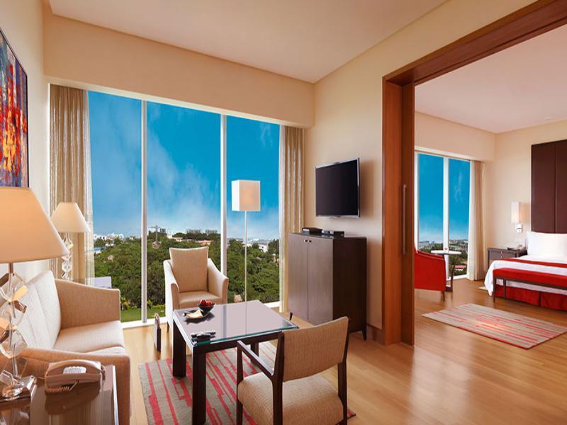 Hotel Trident Hajdarábád Exteriér fotografie Suite at the Taj Bengal