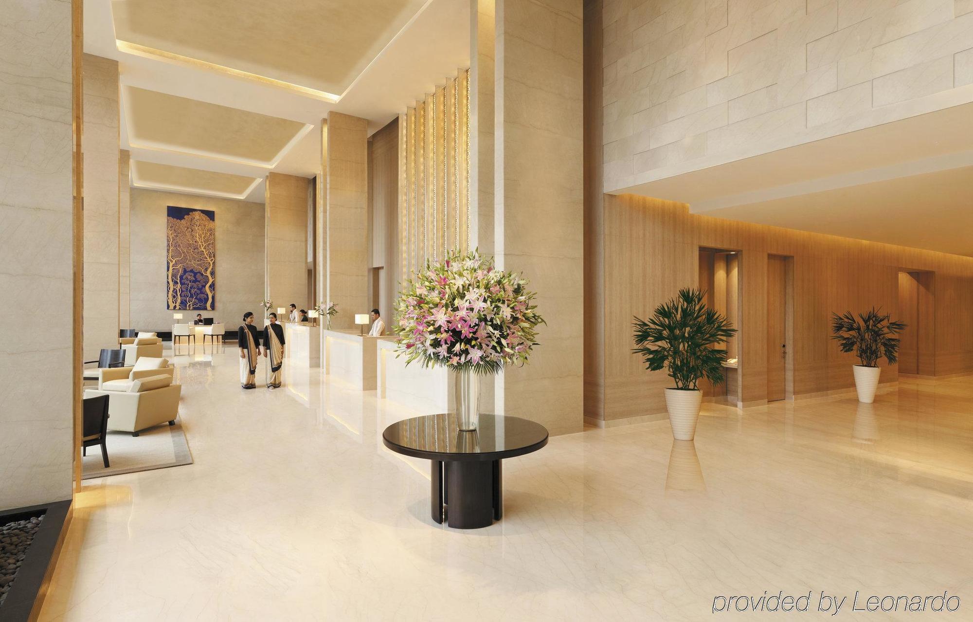 Hotel Trident Hajdarábád Exteriér fotografie Lobby